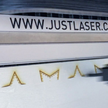 Holz laserschneiden und lasergravieren